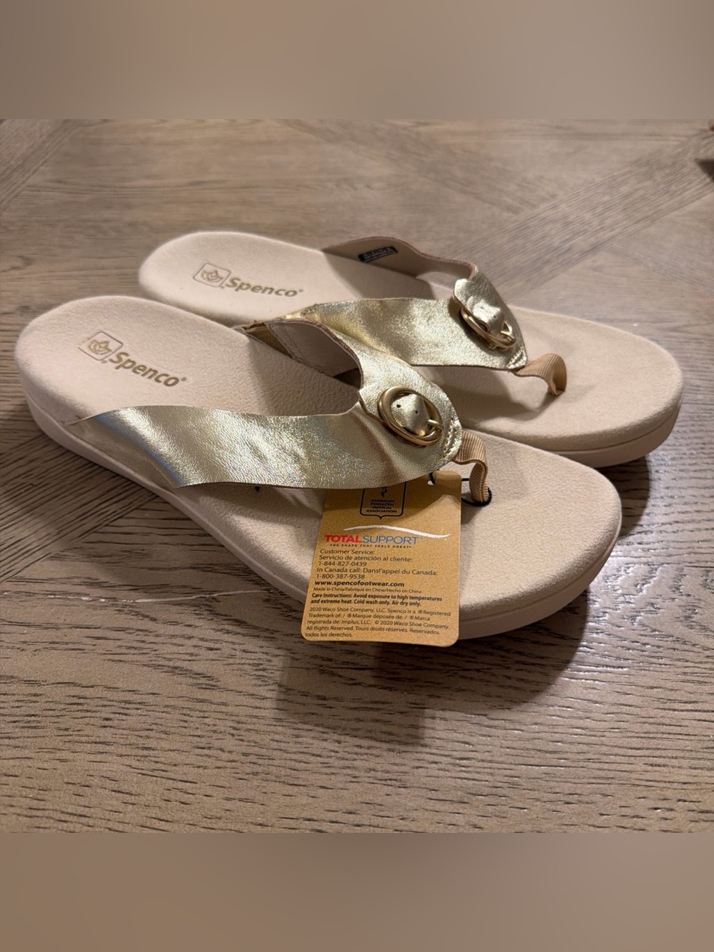 Spenco womens Coronado champagne silver womens size 12D Sandals